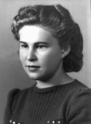 Kahn Family Resemblances